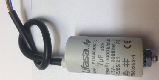 JAV7uF Kondensaattori 7uF