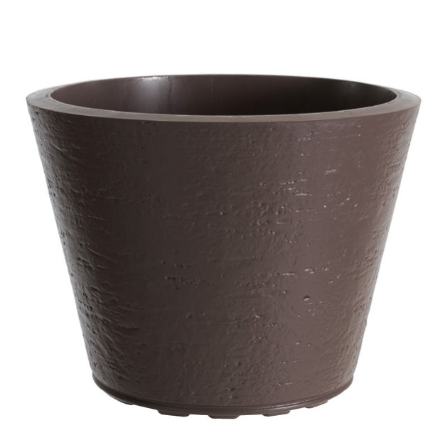 Ruukku Tirso 40 DiMartino aluslautasella, suklaa